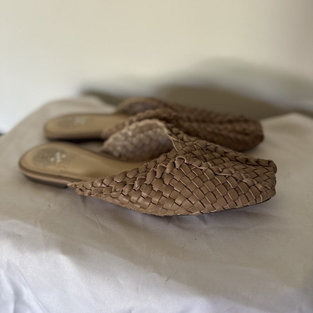 Vince Camuto Woven Leather Mule Flats Pointed Toe Slip On Women’s 8 - Picture 3 of 5